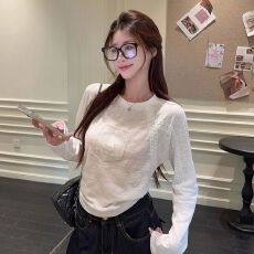 批发原版优质面料 韩系<b class='q'>蕾丝拼接</b>圆领长袖T恤女宽松打底衫百搭别致上衣