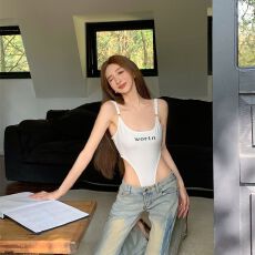 批发黑色美式复古字母吊带背心<b class='q'>女装</b>夏季辣妹性感修身内搭短款连体上衣