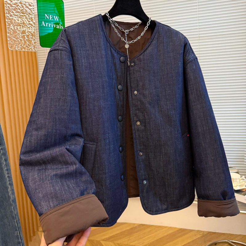 실사 양면 착용 한 부서 고급 센스 2025 가을 겨울 새로운 솜을 넣은 쇼트 스타일 데님 재킷 캐주얼 면 의류 면 옷