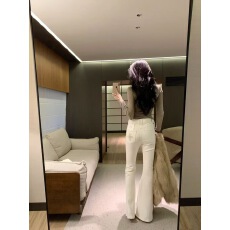 批发微喇牛仔裤女<b class='q'>秋</b>白色辣妹修身显瘦直筒设计感百搭拖地长裤