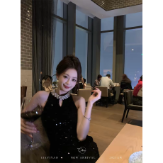 批发EIA一尧【名利场】轻奢亮片<b class='q'>连衣裙</b>女春挂脖气质生日轻礼服A字长裙