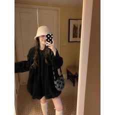 批发Yoursjin 黑色魔女一颗红扣花苞斗篷外套女秋宽松