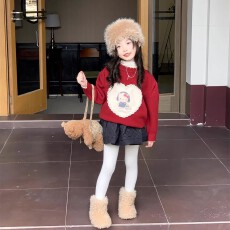 批发女童爱心<b class='q'>毛衣</b>秋冬款儿童韩版可爱贴布针织衫女<b class='q'>宝宝</b>红色毛线衣