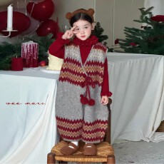 批发女童<b class='q'>裤</b>子2026新款新年衣服<b class='q'>儿童</b>洋气拼色背带<b class='q'>裤</b>宝宝加厚保暖连体<b class='q'>裤</b>