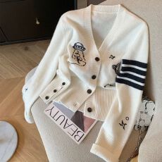 批发趣味图案V领<b class='q'>针织</b><b class='q'>开衫</b><b class='q'>女</b>2025秋冬新款设计感宽松软糯减龄毛衣外套