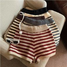 批发<b class='q'>韩国</b>东大门秋冬时尚条纹松紧腰百搭直筒休闲针织短裤