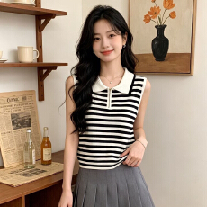 批发夏季新款设计感<b class='q'>甜美</b>法式翻领半拉链条纹显瘦针织套头背心