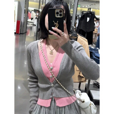 批发秋冬假两件针织衫女秋装女款2026年新款时尚洋气长袖女秋冬<b class='q'>毛衣</b>