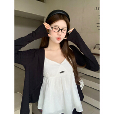 批发黑色长袖开衫<b class='q'>外套</b>女秋季韩系穿搭套装<b class='q'>T</b><b class='q'>恤</b>收腰吊带背心上衣两件套