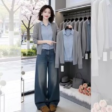 批发简约假两件<b class='q'>长袖</b><b class='q'>开衫</b>2026秋季撞色流行羊绒外套舒适百搭上衣针织衫