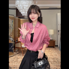 批发粉色翻领长袖衬衫女士2026新款春季法式小资别致超火减龄衬衣上衣
