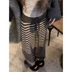 批发咖色条纹针织阔腿裤女<b class='q'>秋</b>冬宽松慵懒风垂感糯米拖地长裤直筒休闲裤