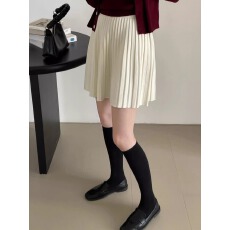 批发秋冬白杏色针织<b class='q'>百褶</b>短裙女新款加厚A字伞裙高腰羊毛裙显瘦半身裙