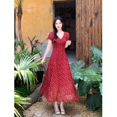 批发实拍大码胖mm石榴裙法式复古V领碎花<b class='q'>连衣裙</b>女早春新款气质长裙女