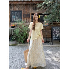 批发实拍大码胖mm<b class='q'>夏季</b>新款韩系温柔风遮肉显瘦短袖上衣碎花半身裙套装