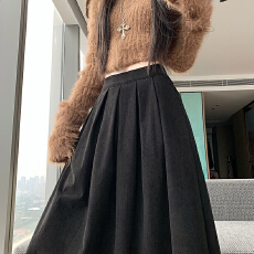 批发实拍<b class='q'>秋</b>冬季灯芯绒百褶裙胖MM减龄A字裙设计感半身裙中长裙纯色