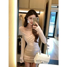 批发JustQin 10/20【神明少女】秋冬新款性感修身气质<b class='q'>连衣裙</b>女短裙女