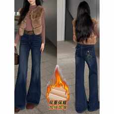 时尚卡其色微喇牛仔裤女秋冬季不贴腿小个子高腰显瘦喇叭拖地裤潮