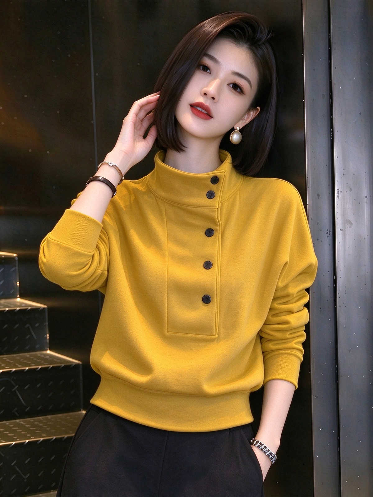 BY37035# 秋季新品黄色高领卫衣女士时尚减龄宽松显瘦加绒加厚短款上衣  服裝批發女裝批發服飾貨源