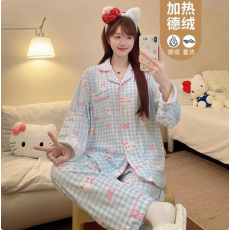 批发蝴蝶节德绒<b class='q'>睡衣</b>女款秋冬季保暖长袖开衫长裤家居服套装