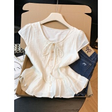 批发实拍2026夏季新款圆领木耳边衬衫系带下摆荷叶边开衫短袖薄款