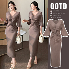 批发已处理  夏季新款<b class='q'>莫代尔</b>棉修身高弹力V领扭结蝙蝠袖<b class='q'>连衣裙</b>