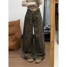 批发美式复古阔腿豹纹<b class='q'>牛仔</b>裤女秋冬季新款设计感高腰直筒显瘦拖地长裤