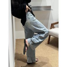 批发小个子浅蓝色阔腿<b class='q'>牛仔裤</b>女2026新款秋设计感显瘦直筒宽松弯刀裤潮
