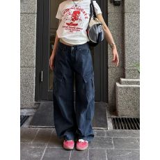批发美式复古大口袋工装牛仔裤<b class='q'>男</b>女水洗宽松高街廓形阔腿弯刀<b class='q'>长裤</b>