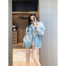 批发开春外套女款2025年新款设计感宽松小个子牛仔夹克上衣