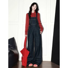 批发美式复古深蓝牛仔<b class='q'>背带裤</b>女秋季超火宽松减龄连体阔腿裤