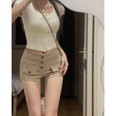 批发卡其色复古工<b class='q'>装</b>短<b class='q'>裤</b>女夏季2026新款<b class='q'>修身</b>显瘦辣妹紧身百搭包臀热<b class='q'>裤</b>