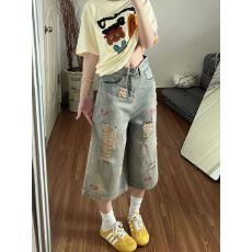 批发牛仔短裤女<b class='q'>夏</b>季2026新款hiphop破洞小熊刺绣宽松大码超火七分中裤