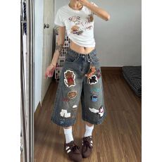 批发美式复古卡通刺绣弯刀七分<b class='q'>牛仔</b>裤女潮牌宽松百搭阔腿直筒<b class='q'>短裤</b>