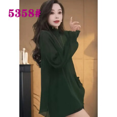 批发【格小姐】秋季新款潮流流苏风时尚百搭半高领荷叶边宽松打底T恤