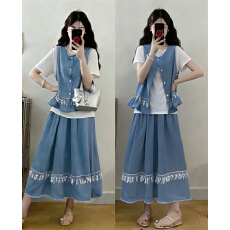 批发实拍大码夏季新款蓝色流苏牛仔马甲高腰半身裙<b class='q'>针织</b>T恤套装三件套