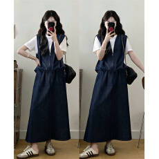 批发实拍<b class='q'>大码</b>夏季新款设计感假两件感撞色牛仔短袖高腰半身裙两件套