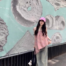 批发甜美格子粉色<b class='q'>吊带</b>背心女夏韩系设计感不规则下摆<b class='q'>吊带</b>裙上衣