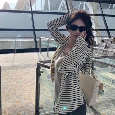 批发广州原版面料+原版做法条纹休闲连帽外套女气质通勤慵懒风上衣