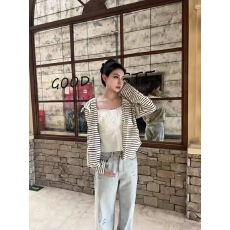 批发广州原版面料+原版做法条纹休闲连帽外套女气质通勤慵懒风上衣