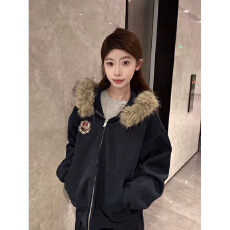 批发原版面料藏青色拼接大毛领外套女春秋<b class='q'>小熊</b>刺绣开衫保暖连帽<b class='q'>卫衣</b>