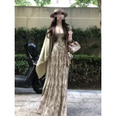 批发荔桃想睡觉ya青衫墨绿江南烟雨披肩<b class='q'>吊带</b>连衣裙收腰显瘦长裙两件套