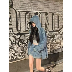 批发陶陶SUPERPEACH韩系重工烫钻连帽牛仔外套女秋季百搭复古蓝色上衣
