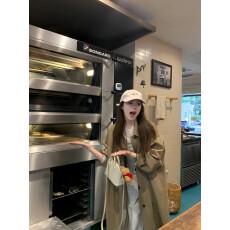 批发chooouan_品质感 简单耐看 <b class='q'>亚麻</b>纸感衬衫领极简廓形连袖长款风衣