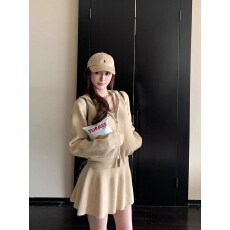批发Skk Store 轻氧素颜套装 12针蓬松极简慵懒感毛衣开衫半身<b class='q'>裙套装</b>