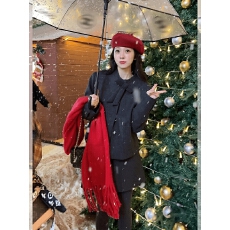 批发壹壹伦敦冬夜冬季新款蝴蝶结加棉羽绒<b class='q'>外套</b>半身裙两件套