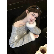 批发韩系氛围感宽松慵懒风百搭上衣高级感灰色蝴蝶结一字肩毛衣女秋<b class='q'>冬</b>