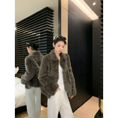 批发5werkwen 小奶卷|定染乌木咖 短款环保小翻领皮毛一体皮草外套