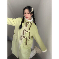 批发星星扣绿色大衣女秋冬2025新款<b class='q'>甜美</b>高级感气质中长款高领毛呢外套