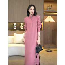 批发针织连衣裙女秋<b class='q'>冬</b>配大衣高级感超好看半拉链中长款毛衣裙过膝内搭